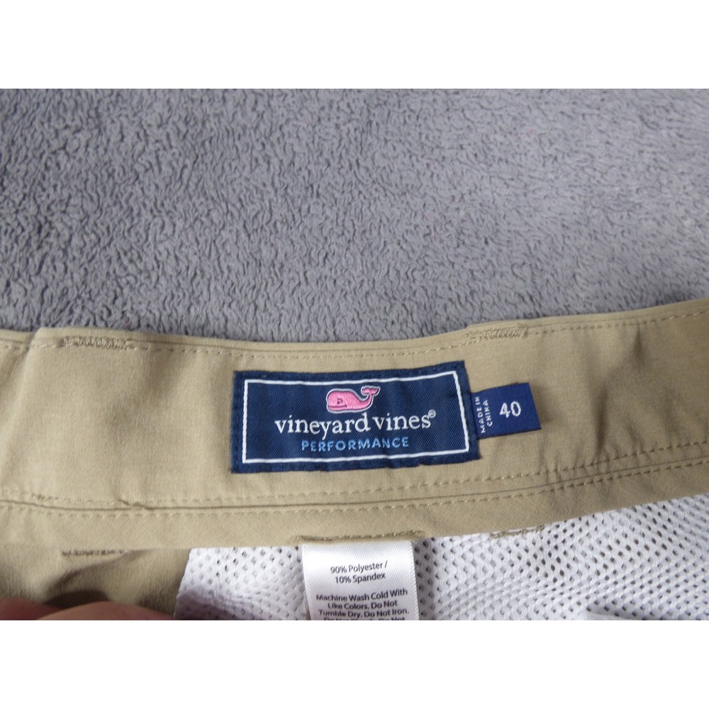 Vineyard Vines Performance Breaker Shorts Mens 40 Khaki Tan Stretch Golf 9 Insea - Picture 4 of 11